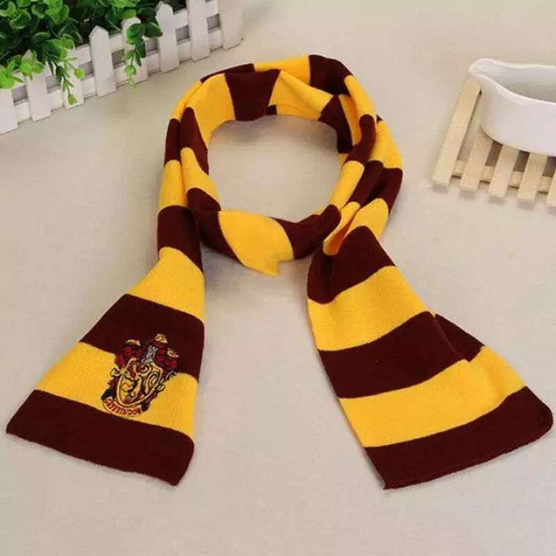 Gryffindor Scarf inspired from Harry Potter