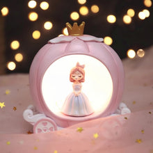 Load image into Gallery viewer, Princess Carriage Night Lamp